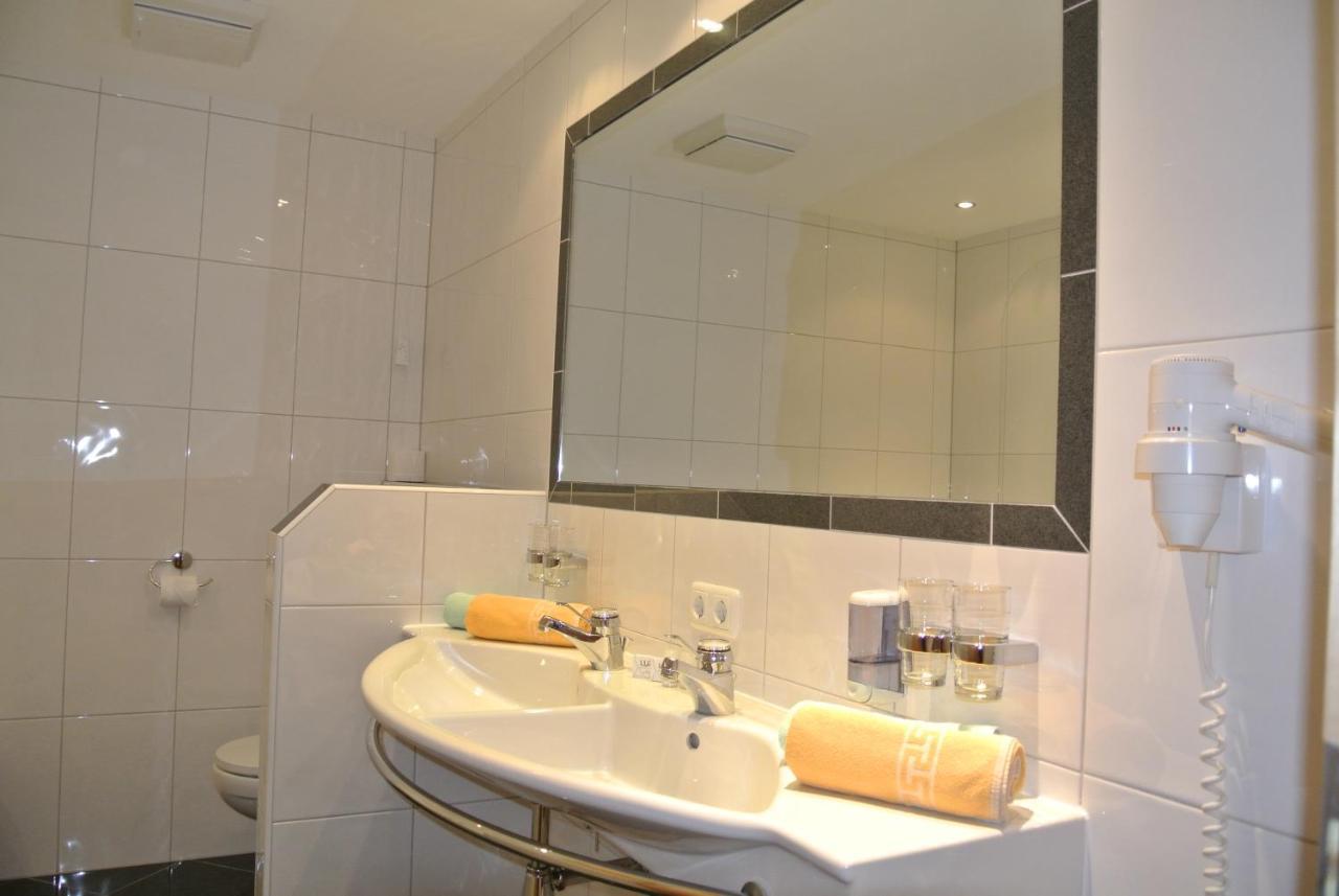 Hotel Garni - - -