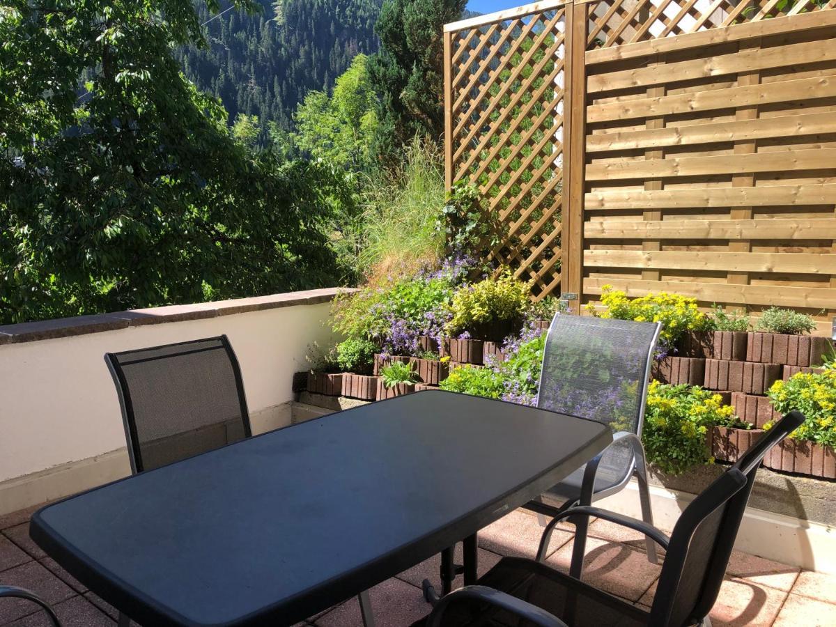 Hotel Garni - - -